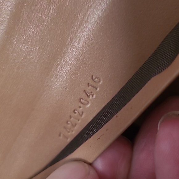Gucci key holder with serial number - Picture 6 of 6